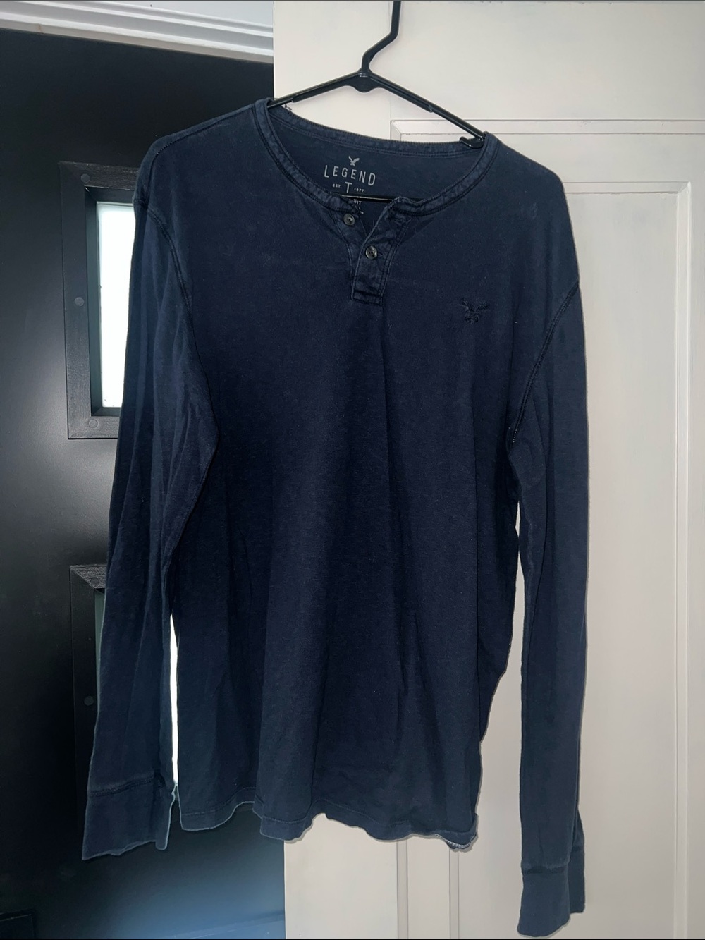 American Eagle Outfitters Legend Navy Long-Sleeve Henley